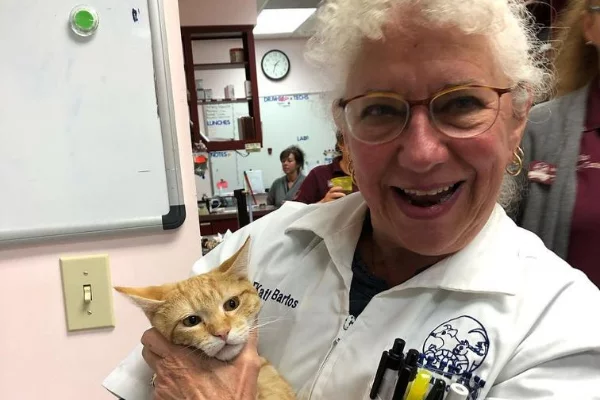 Dr.Kathleen Bartos